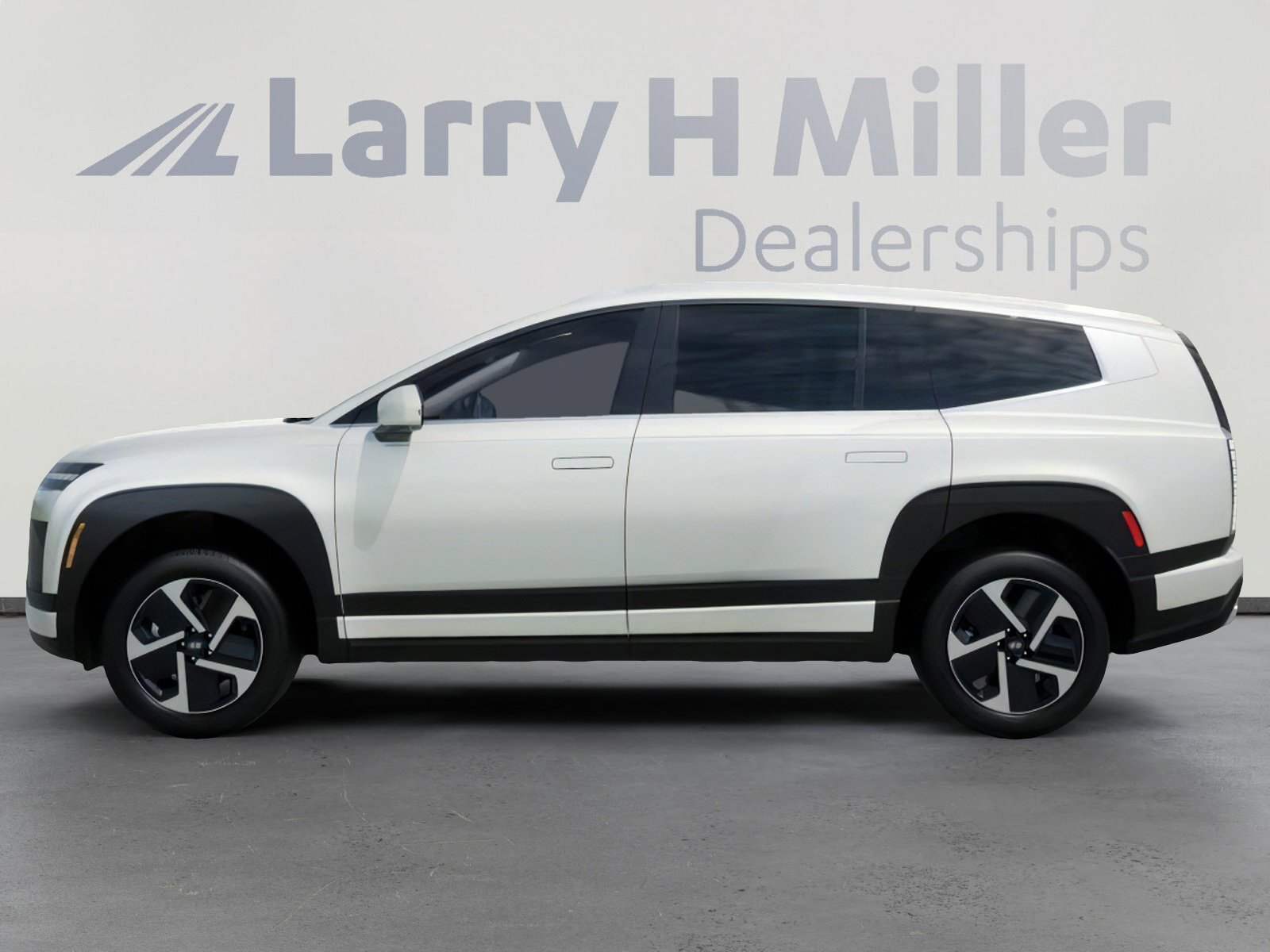 New 2026 Hyundai Ioniq 9 S image 3