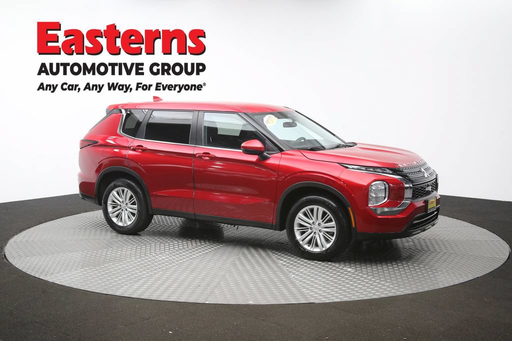 Used 2024 Mitsubishi Outlander ES AWD/4WD image 46