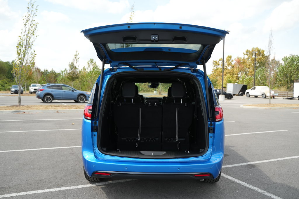 New 2027 Chrysler Pacifica Limited FWD image 15