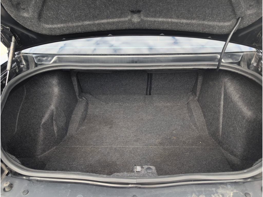 Used 2023 Dodge Challenger SXT w/ Blacktop Package image 33