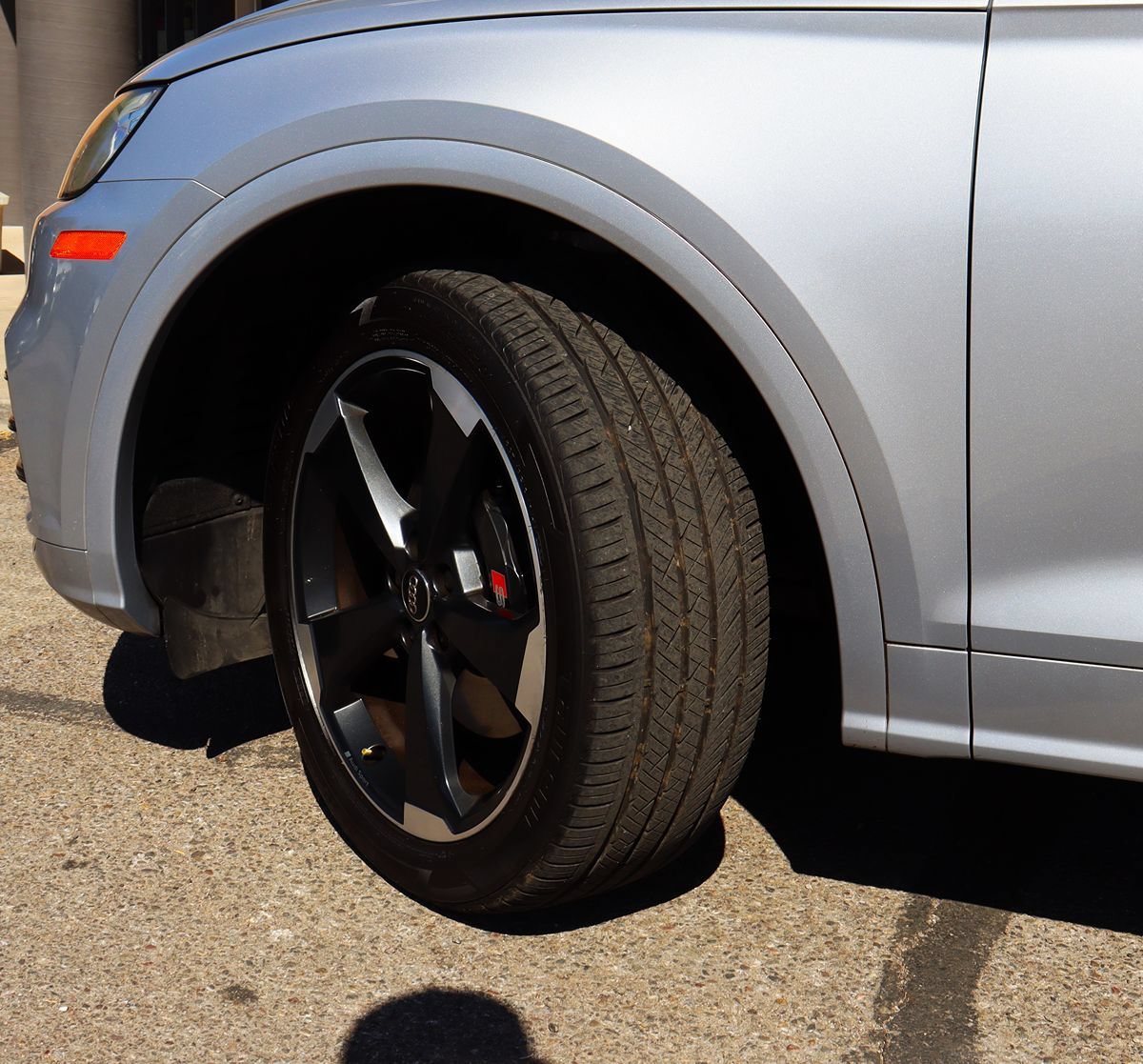 Used 2019 Audi SQ5 Premium Plus w/ Premium Plus Package AWD/4WD image 5