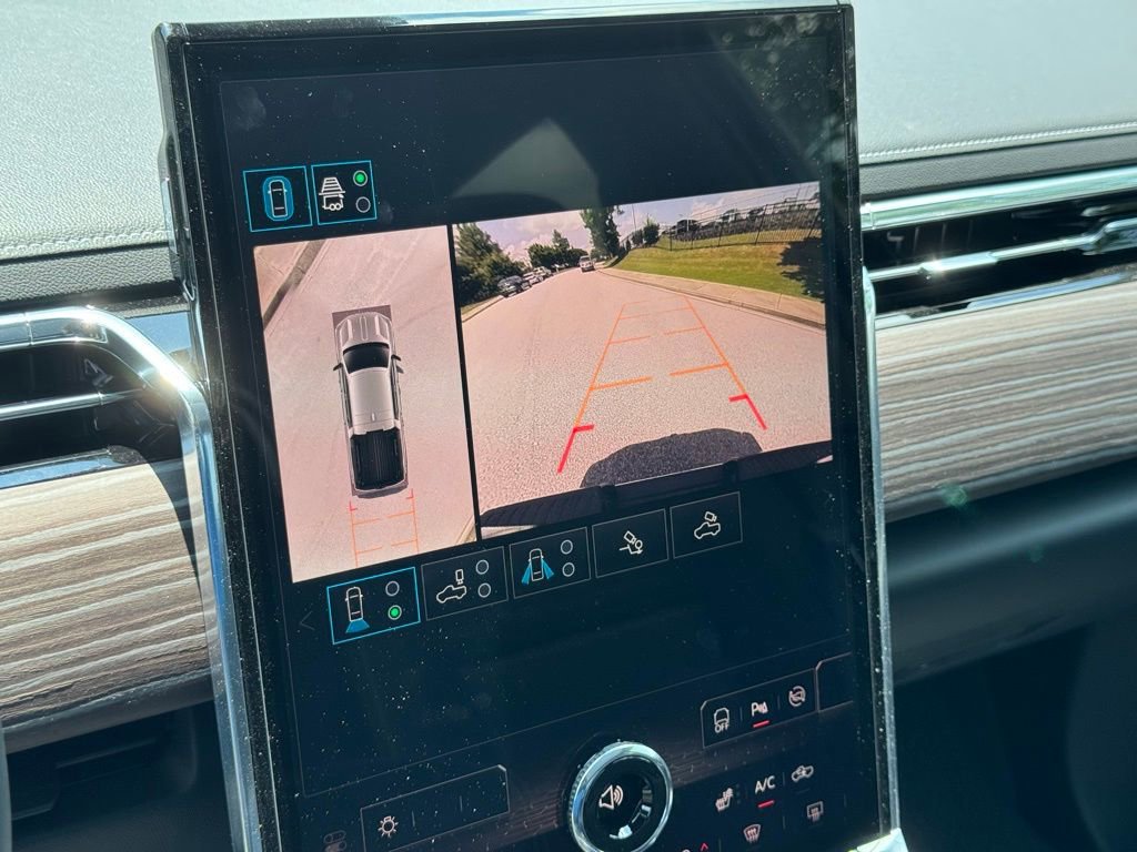 New 2025 GMC Sierra EV Denali image 4