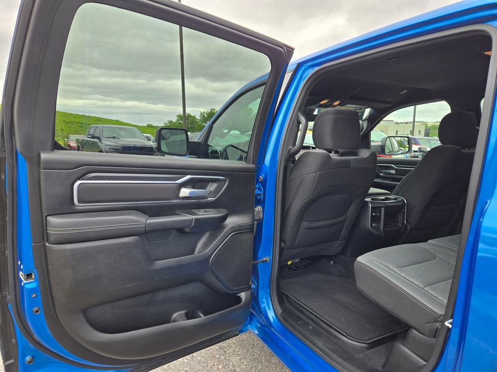 Used 2025 RAM 1500 Big Horn AWD/4WD image 24