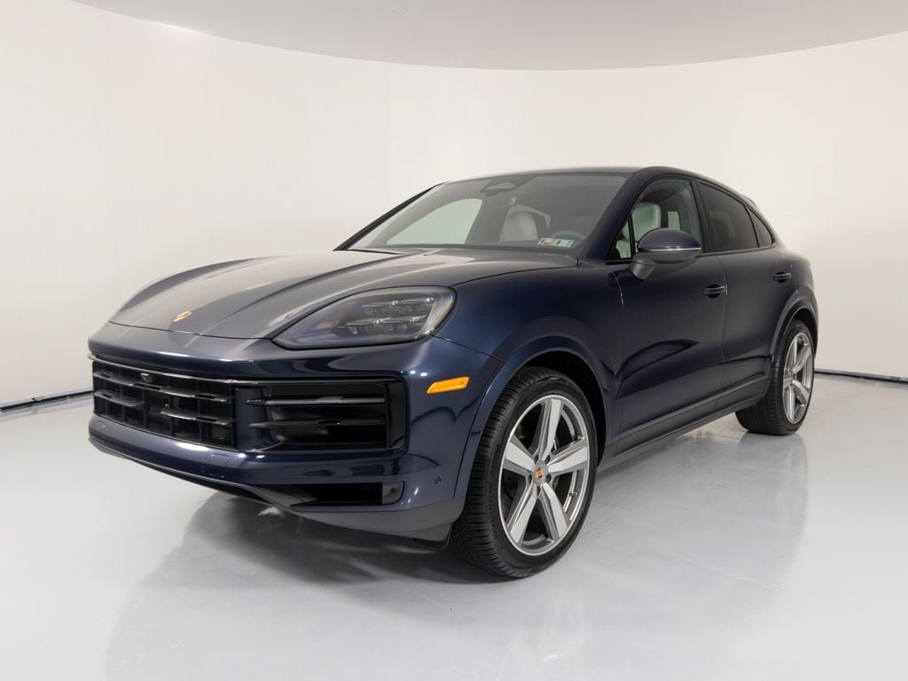 New 2026 Porsche Cayenne Coupe AWD/4WD image 2