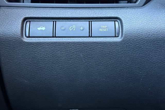 Used 2024 Nissan Altima 2.5 SR FWD image 41