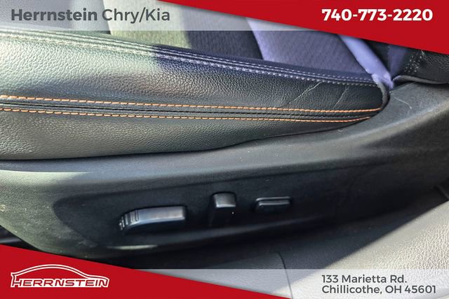 Used 2022 Nissan Altima 2.5 SR w/ Midnight Edition Package AWD/4WD image 16