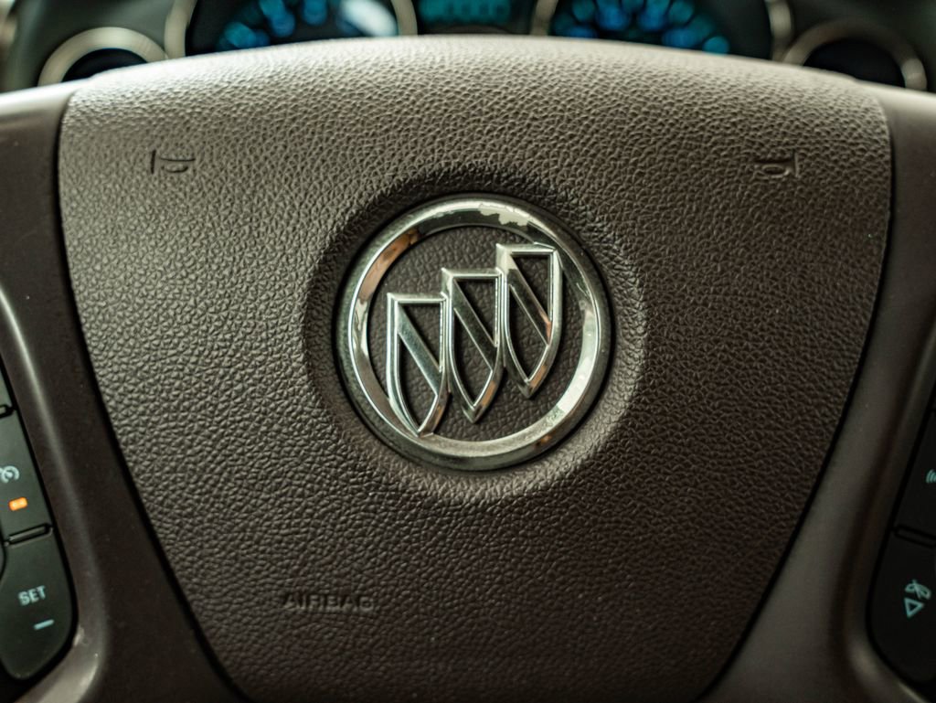 Used 2015 Buick Enclave Premium w/ Trailering Package FWD image 18