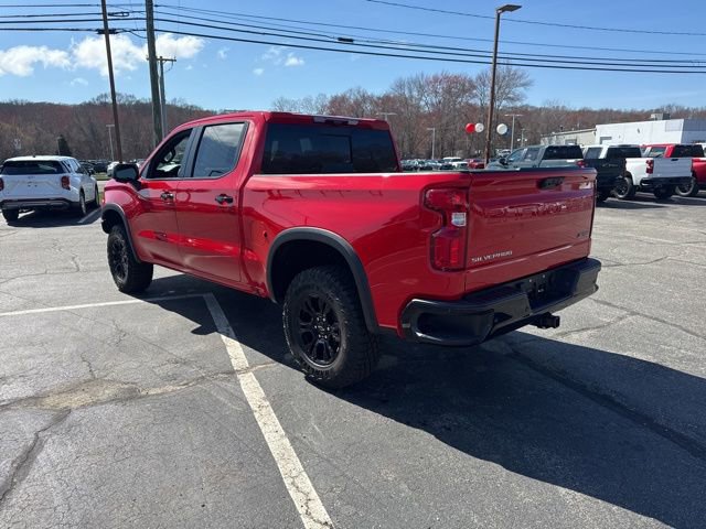 Used 2025 Chevrolet Silverado 1500 ZR2 w/ Technology Package image 5