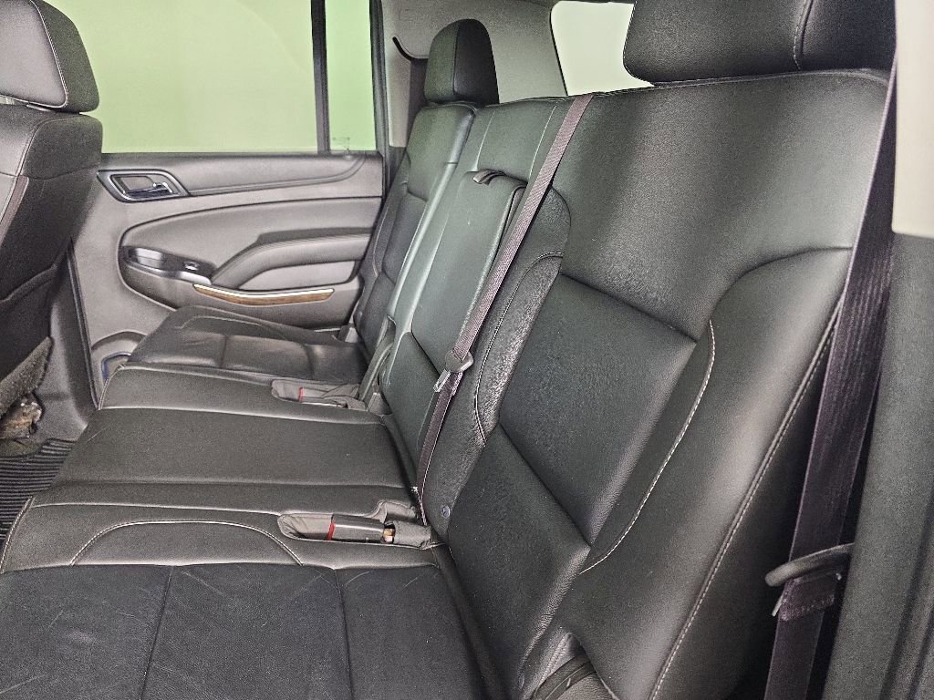 Used 2017 Chevrolet Suburban LT AWD/4WD image 28