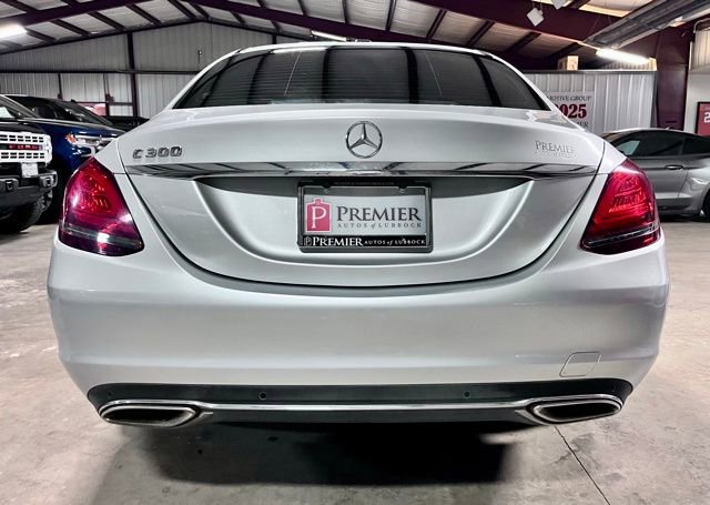 Used 2021 Mercedes-Benz C 300 Sedan image 4