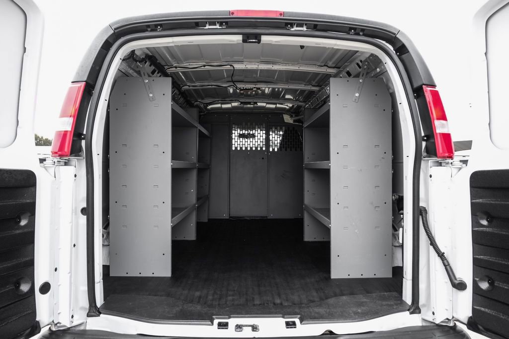 Used 2022 GMC Savana 2500 RWD image 44