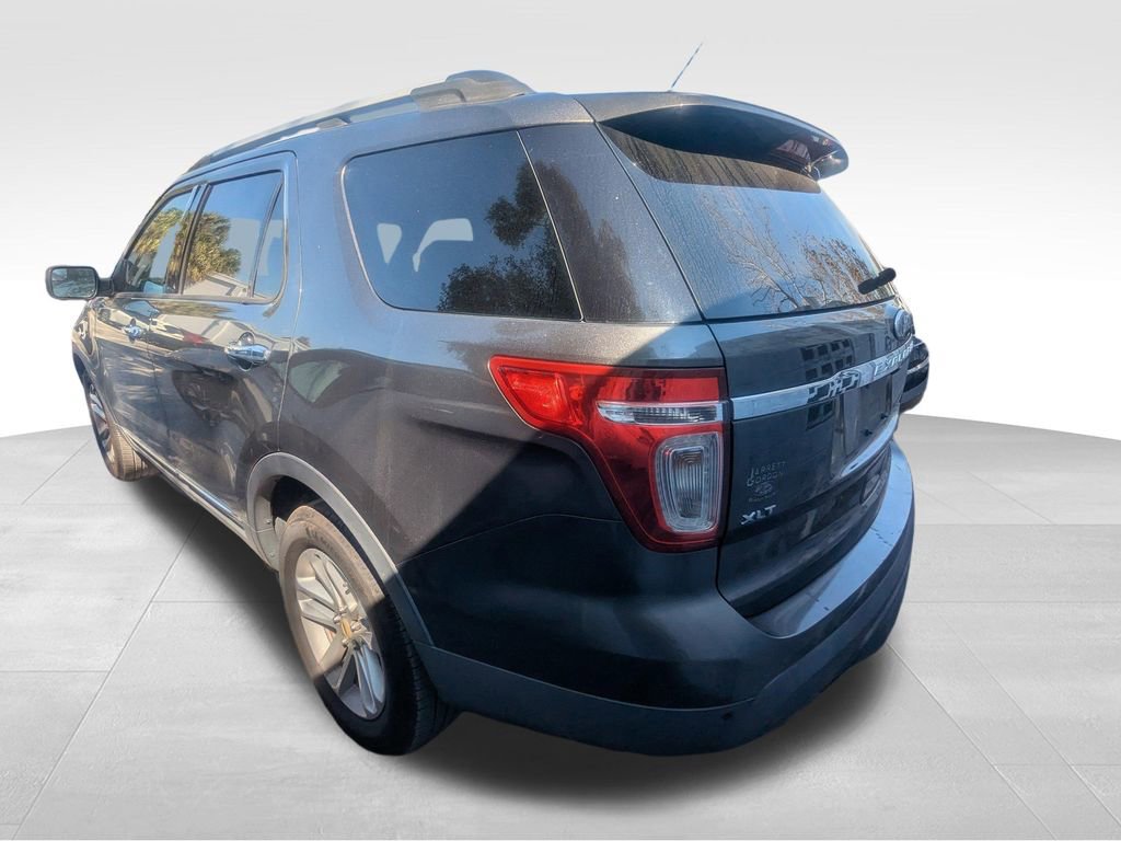 Used 2015 Ford Explorer XLT w/ Equipment Group 202B image 4