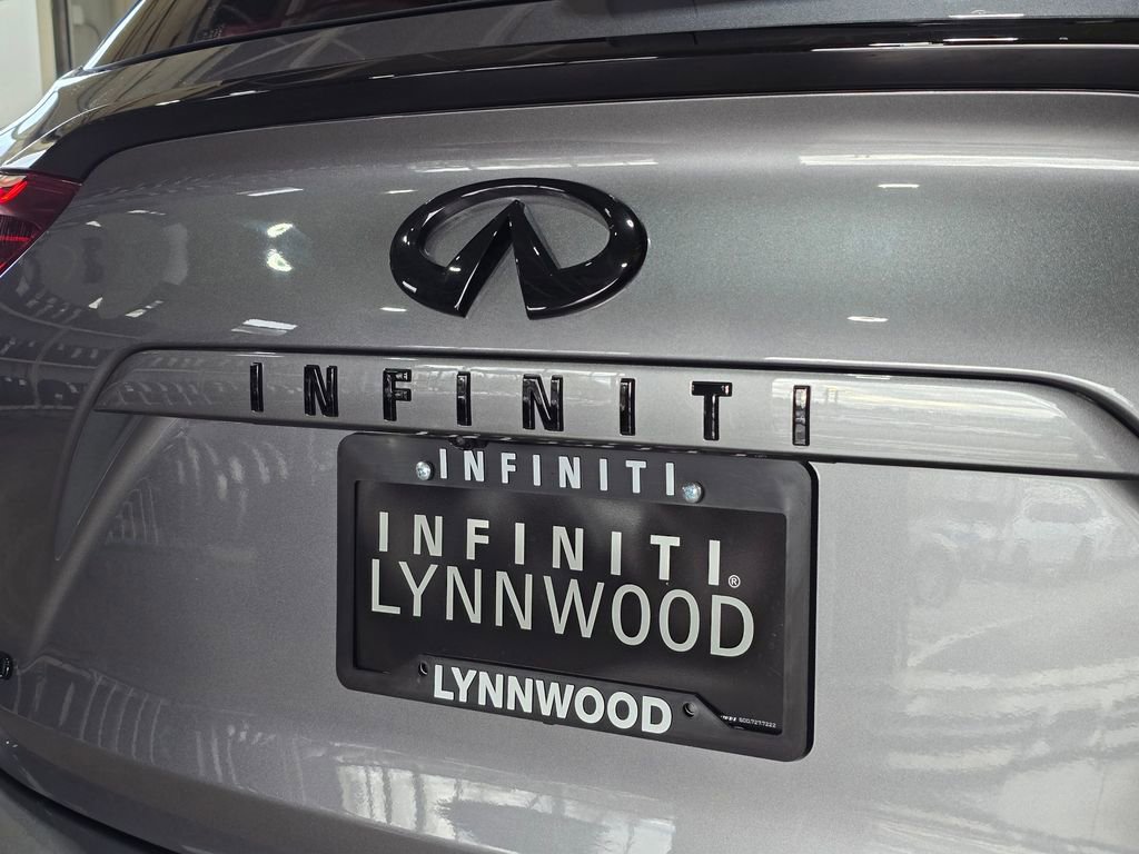 New 2025 INFINITI QX50 Sport image 31