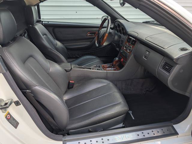 Used 2002 Mercedes-Benz SLK 320 image 15