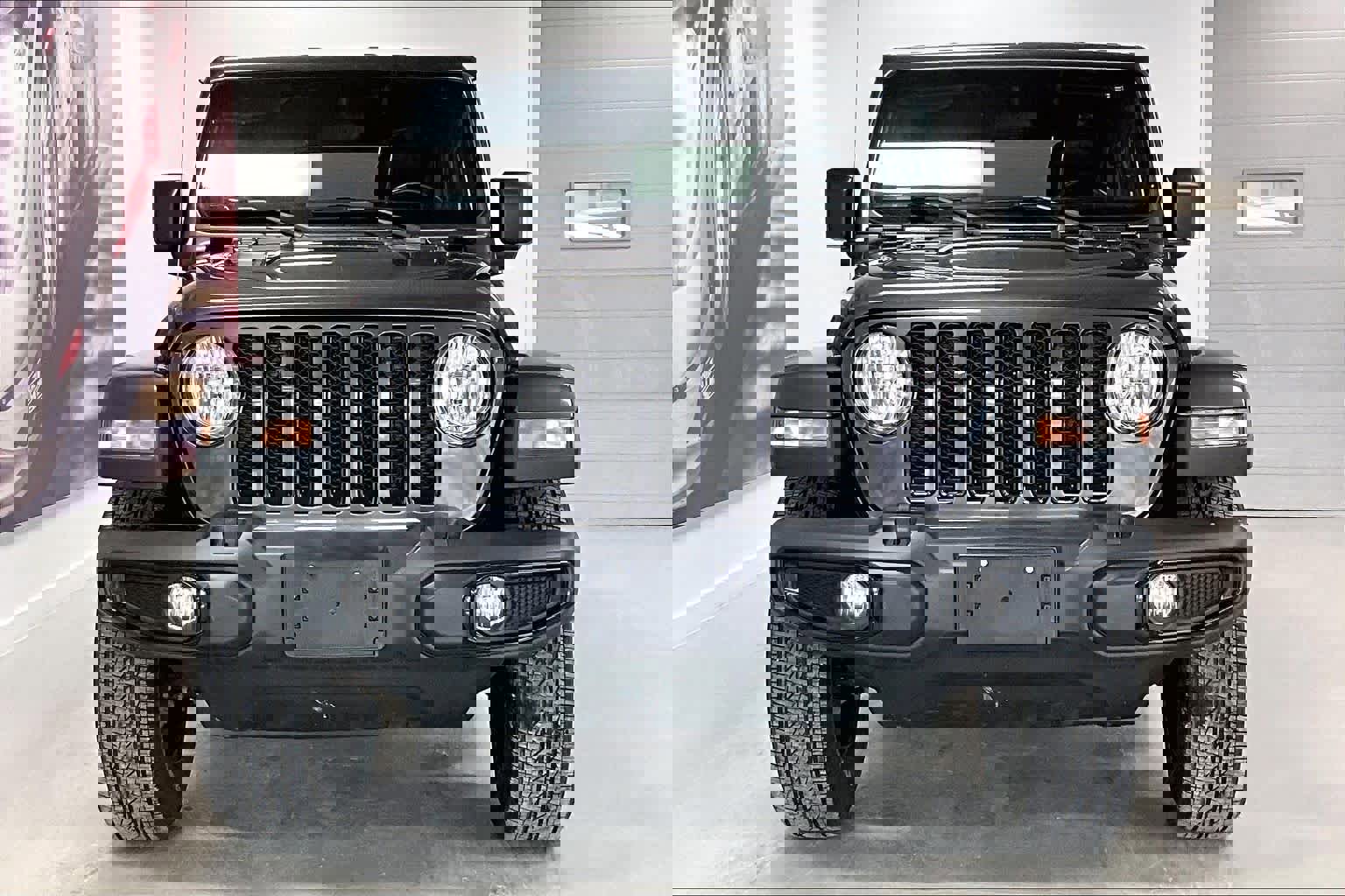 Used 2020 Jeep Wrangler Unlimited Sahara image 6