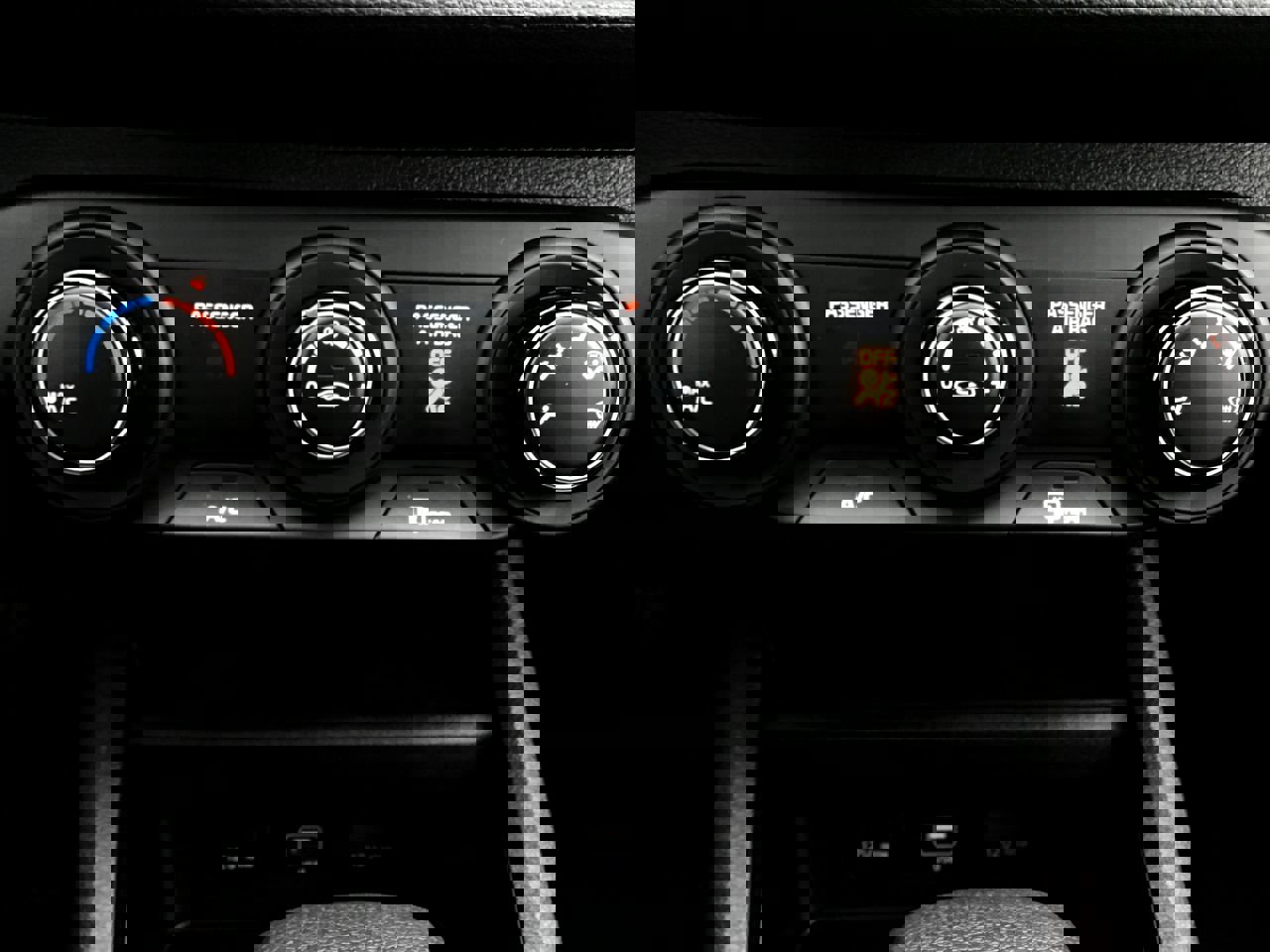 Used 2023 Kia Forte LXS image 16