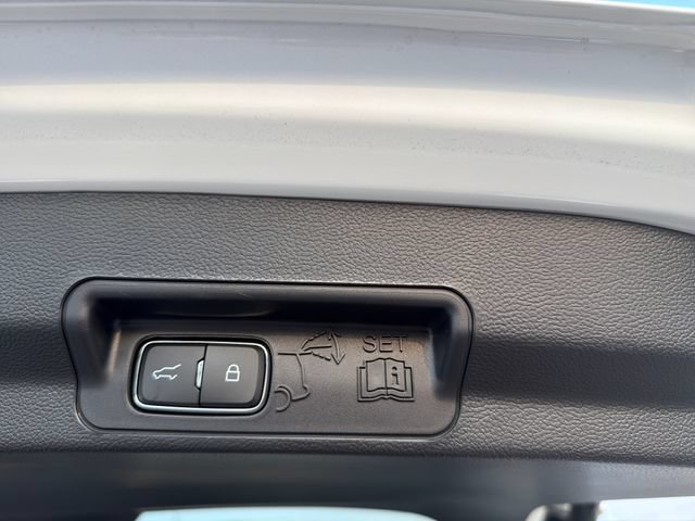 New 2027 Ford Explorer Platinum AWD/4WD image 8