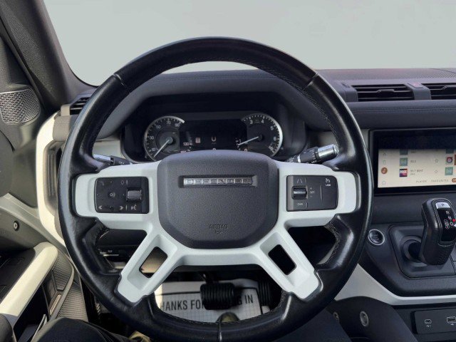 Used 2021 Land Rover Defender 90 image 26
