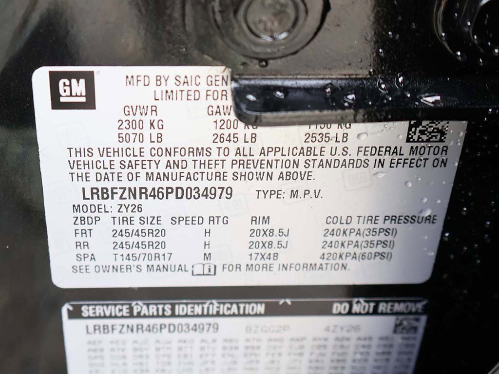 Used 2023 Buick Envision Essence w/ Sport Touring Package image 57