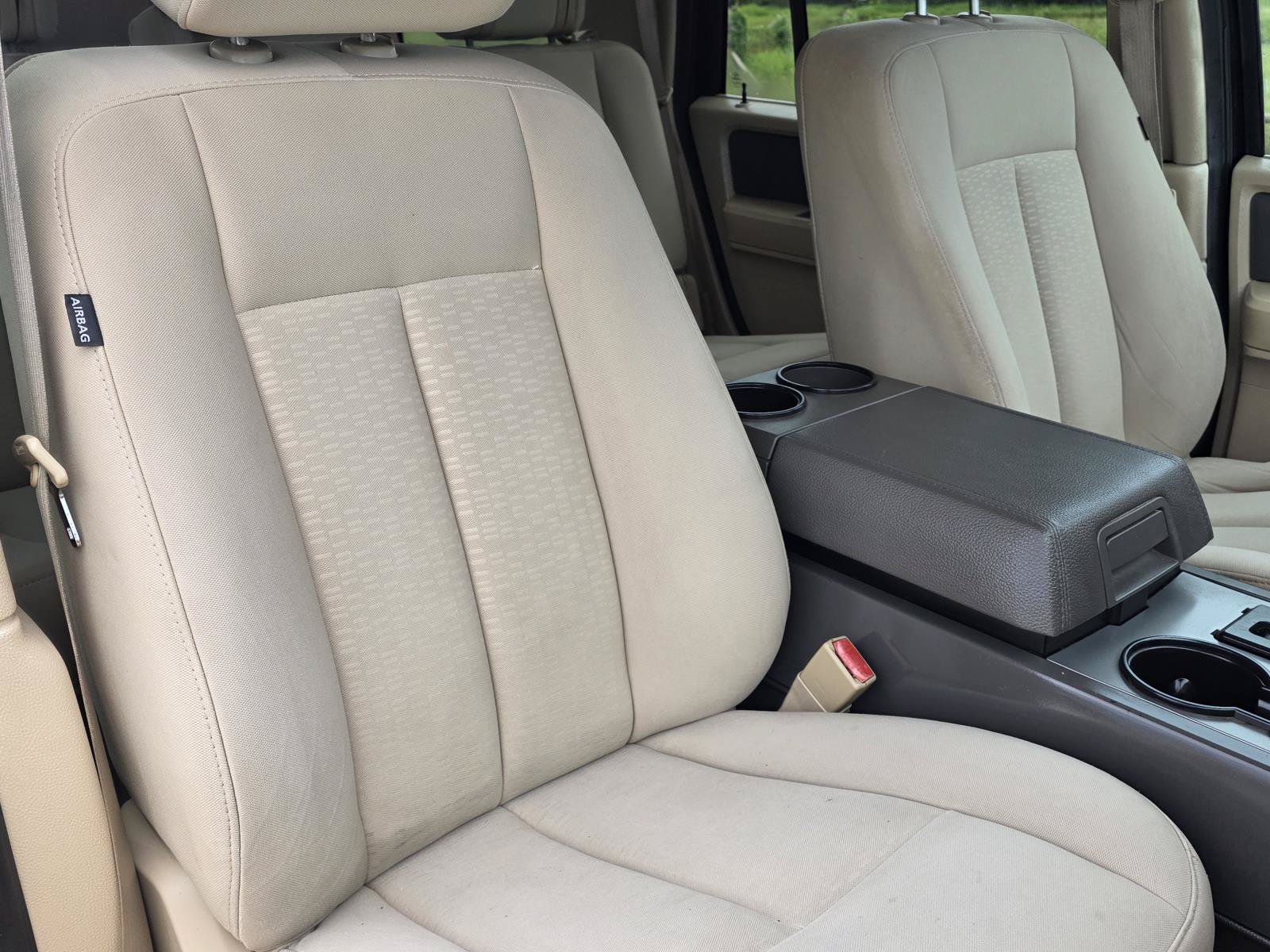 Used 2008 Ford Expedition XLT RWD image 12