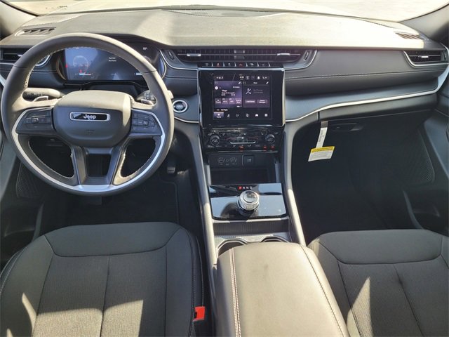 New 2025 Jeep Grand Cherokee Laredo X w/ Luxury Tech Group I image 7