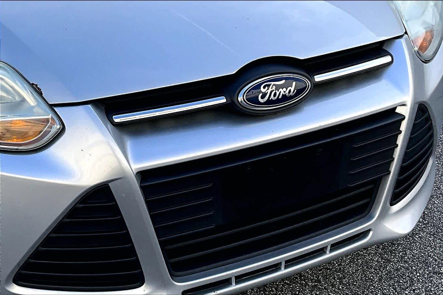 Used 2012 Ford Focus SE FWD image 27