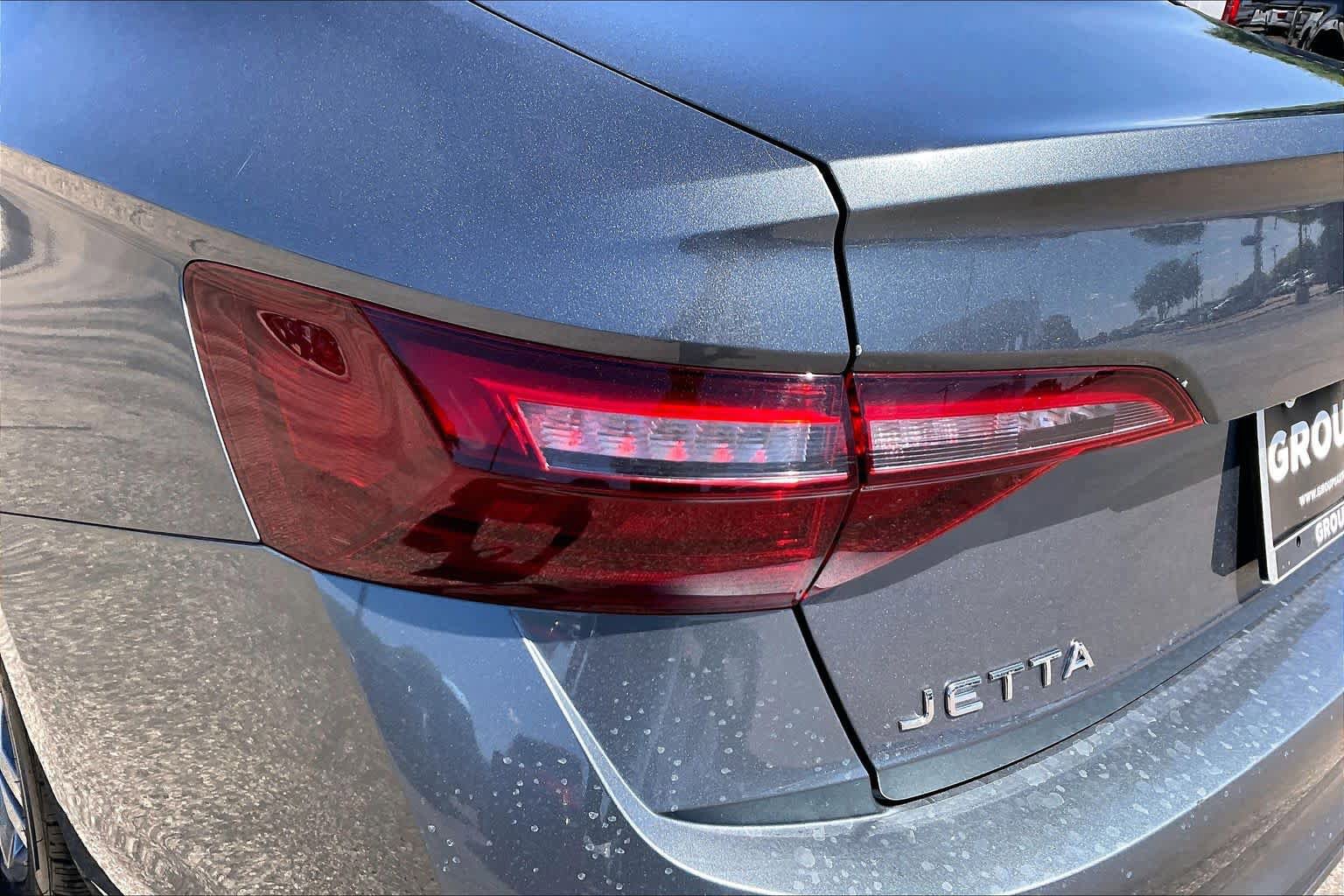 Used 2024 Volkswagen Jetta SE FWD image 28