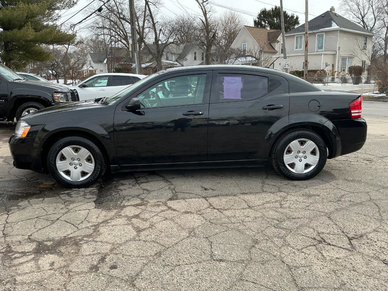 Used 2008 Dodge Avenger SE image 6