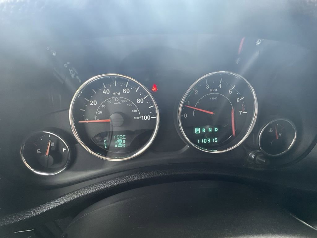 Used 2013 Jeep Wrangler Unlimited Rubicon w/ Connectivity Group image 10