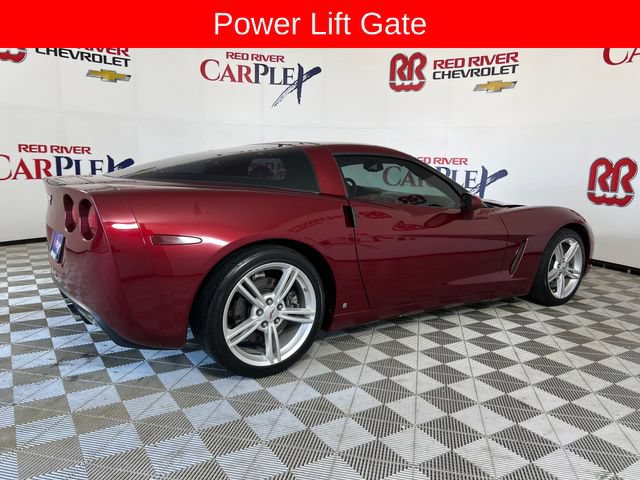 Used 2006 Chevrolet Corvette Coupe w/ Preferred Equipment Group RWD image 8