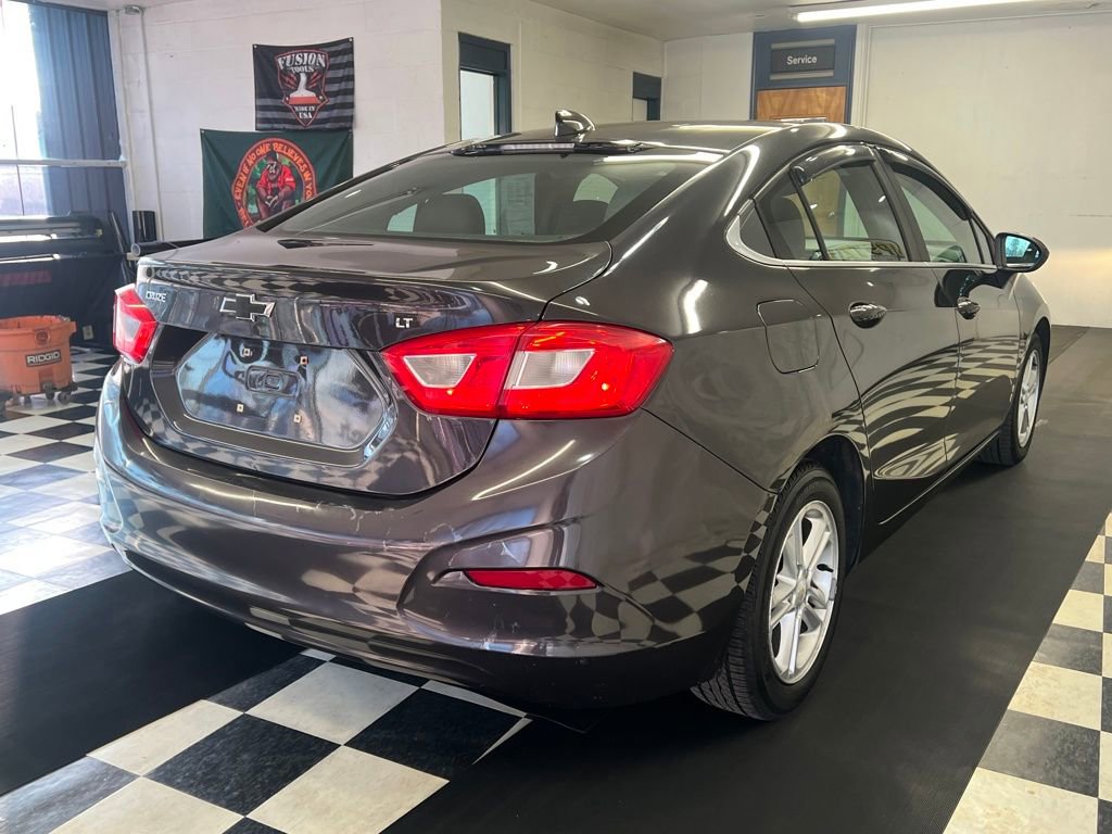 Used 2016 Chevrolet Cruze LT image 14