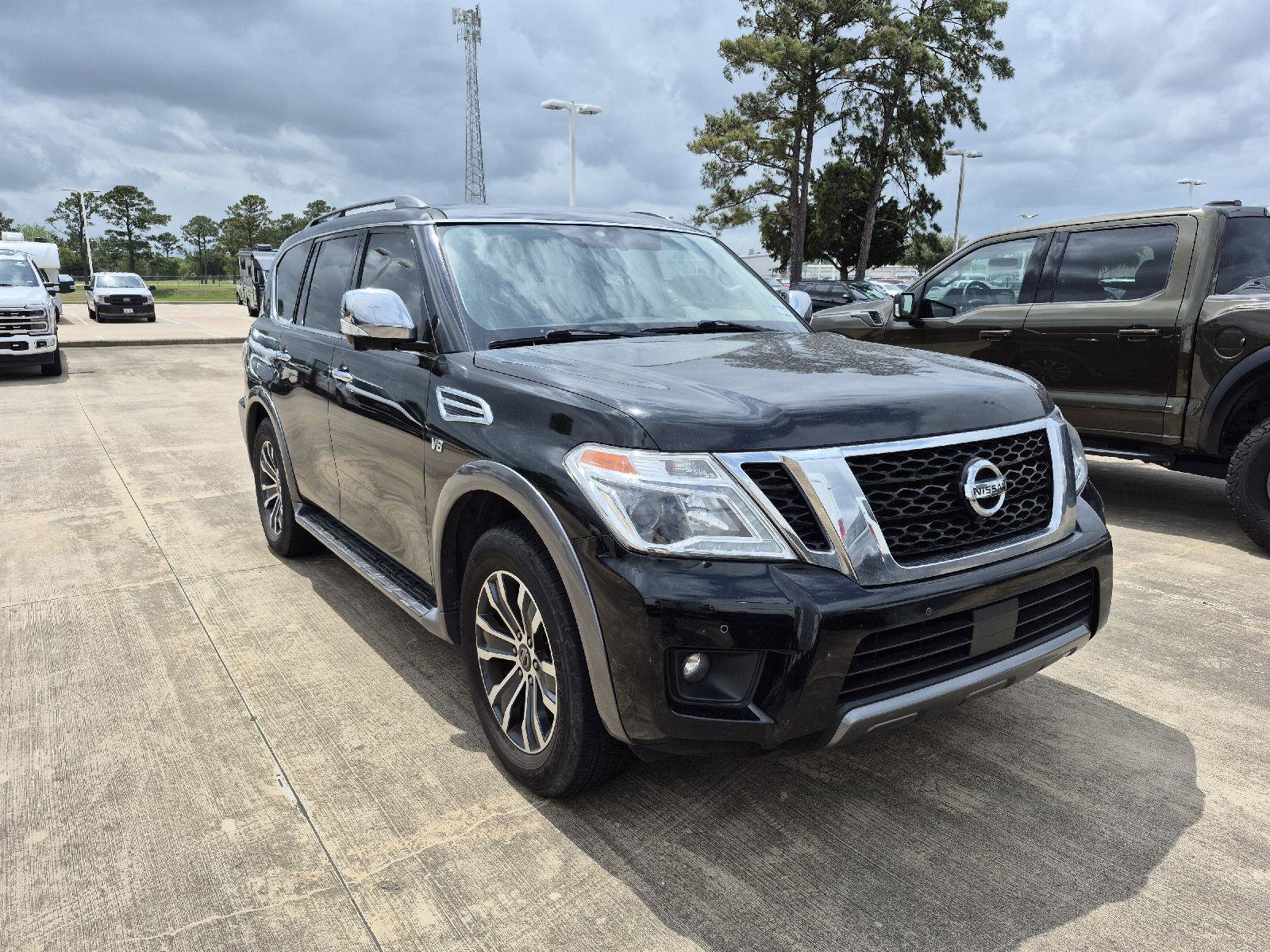Used 2020 Nissan Armada SL w/ Premium Package image 2