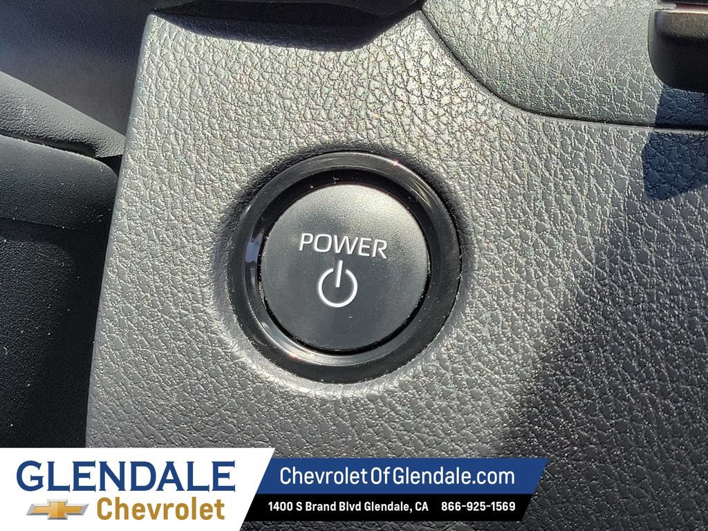Used 2025 Toyota Camry LE FWD image 33