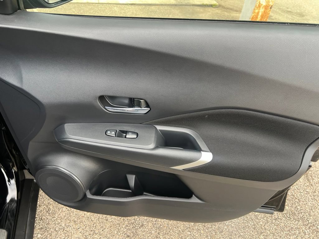 Certified 2024 Nissan Kicks SV w/ Interior Electronics Package FWD image 21