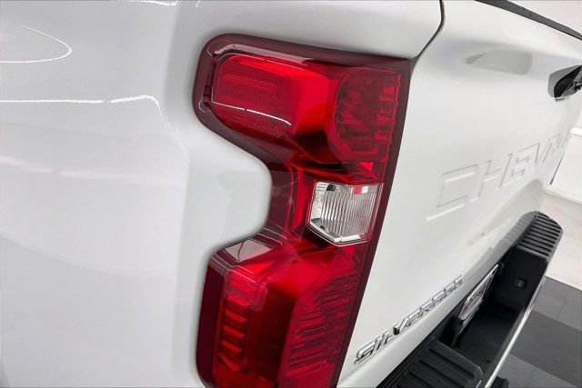 Used 2024 Chevrolet Silverado 2500 LT image 29