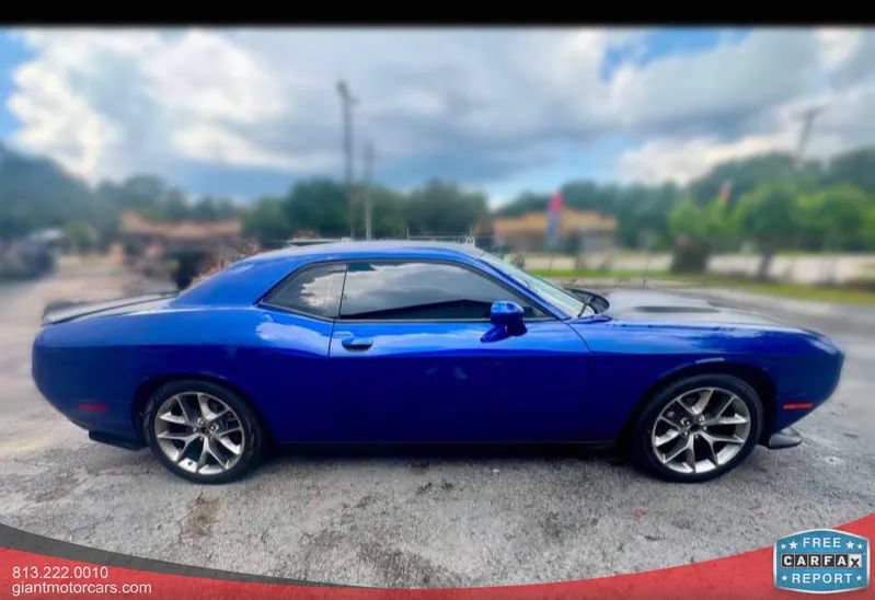 Used 2020 Dodge Challenger R/T RWD image 4