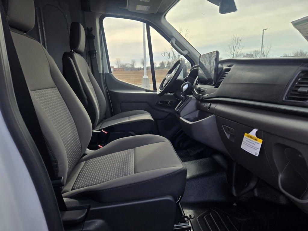 New 2026 Ford Transit 250 148 Medium Roof RWD image 6