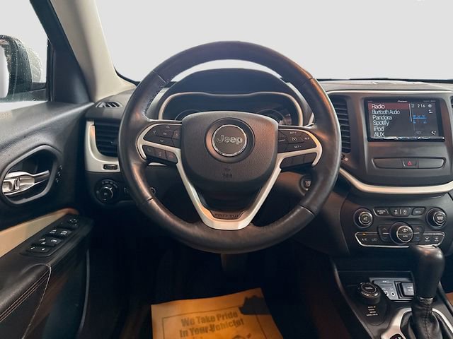 Used 2016 Jeep Cherokee Limited w/ Luxury Group AWD/4WD image 22