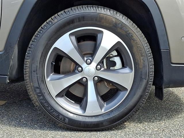Used 2021 Jeep Cherokee Limited AWD/4WD image 8