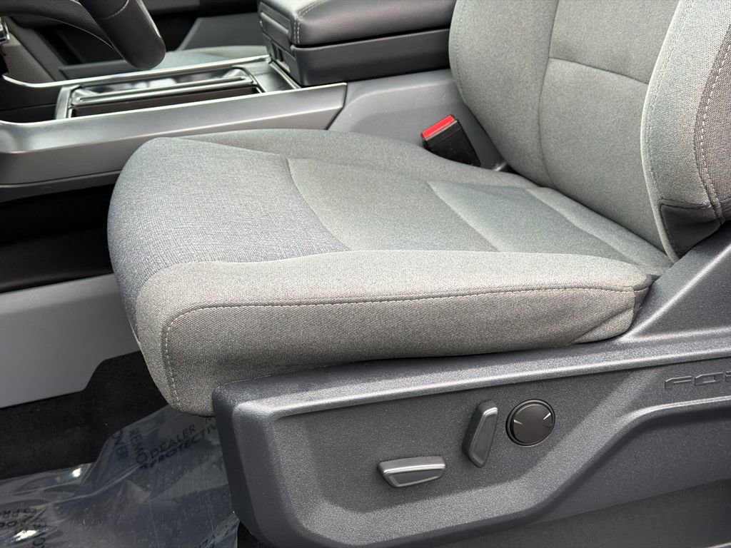 Used 2025 Ford F150 XLT w/ Equipment Group 303A High image 18