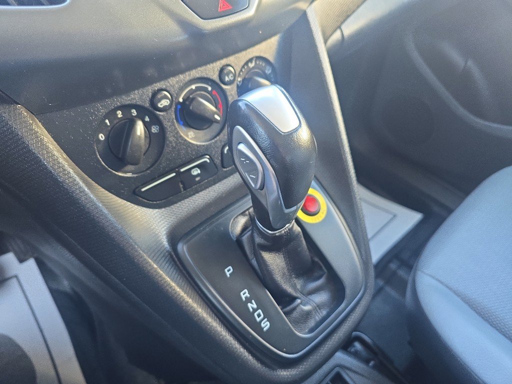 Used 2017 Ford Transit Connect XL image 25