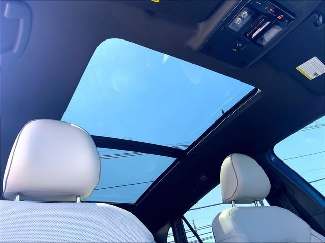 Certified 2024 Volkswagen Atlas Cross Sport SEL Premium R-Line AWD/4WD image 26