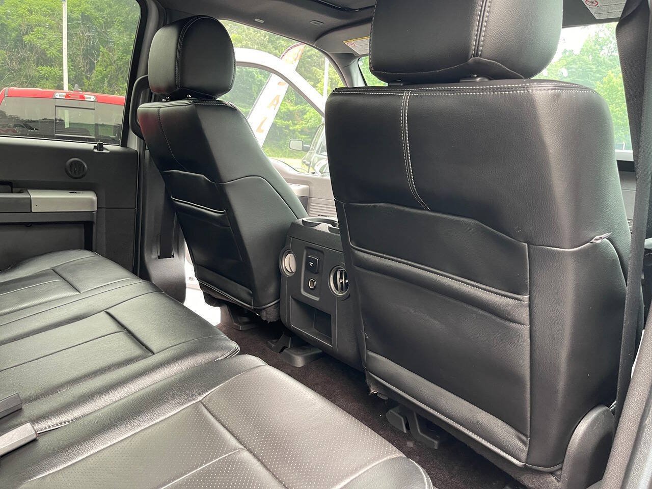 Used 2016 Ford F350 4x4 Crew Cab Super Duty image 31