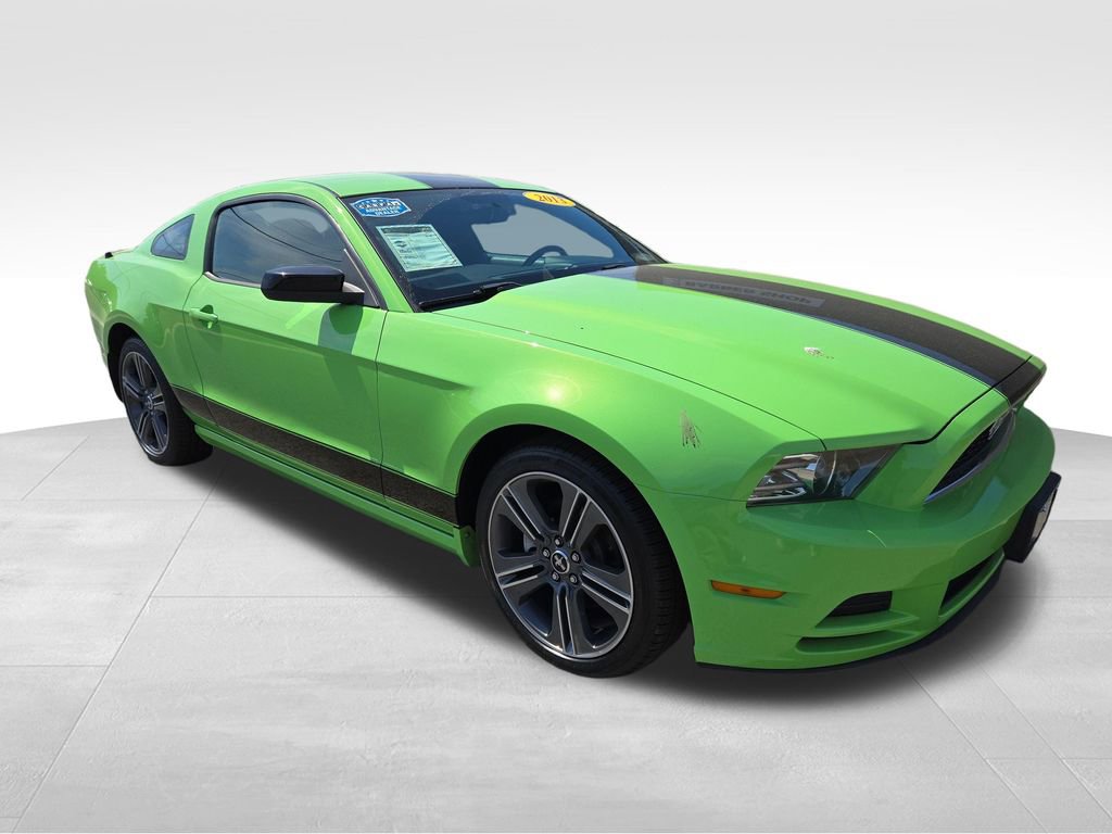 Used 2013 Ford Mustang Coupe w/ V6 Performance Pkg image 12