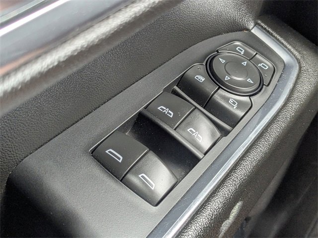 Used 2024 GMC Sierra 1500 SLT image 24