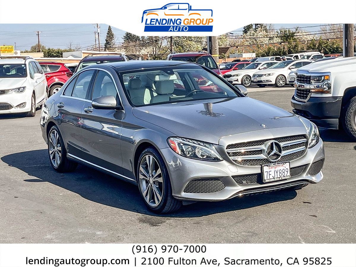Used 2015 Mercedes-Benz C 300 4MATIC Sedan image 5