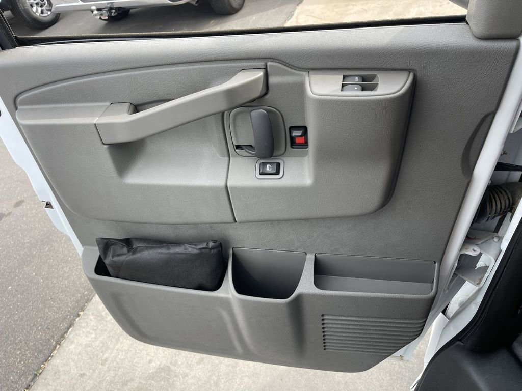 New 2025 GMC Savana 3500 w/ Power Convenience Package image 21