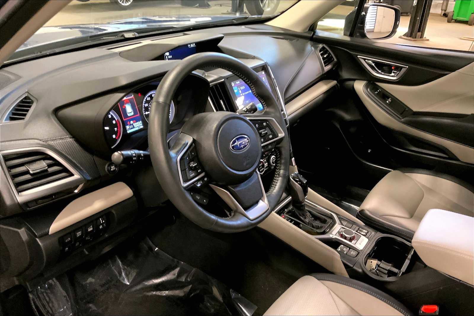 Used 2023 Subaru Forester Limited image 19