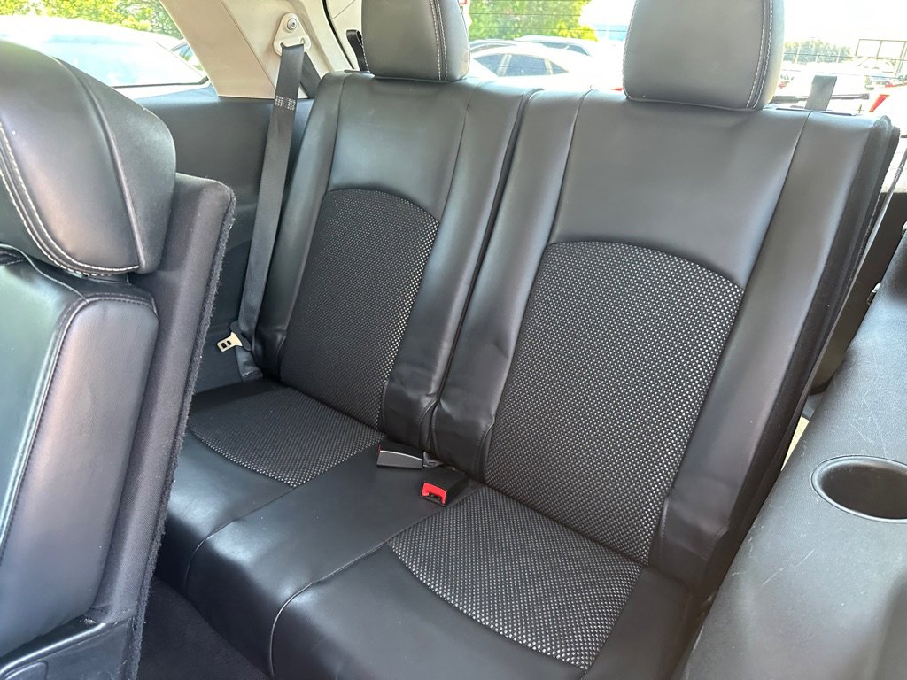 Used 2015 Dodge Journey Crossroad w/ Flexible Seating Group FWD image 17