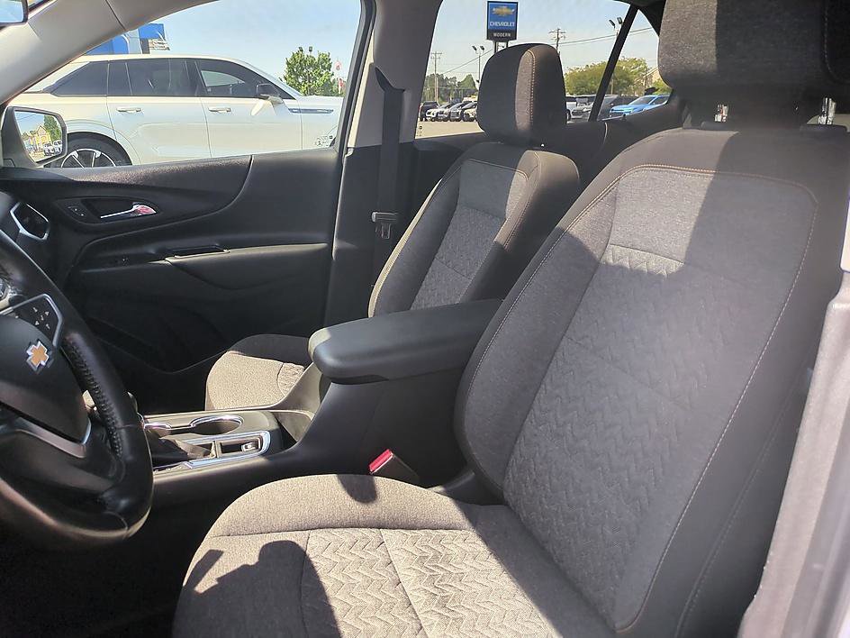 Used 2022 Chevrolet Equinox LT AWD/4WD image 14